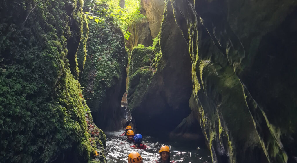Canyon en famille : les meilleurs spots avec enfants